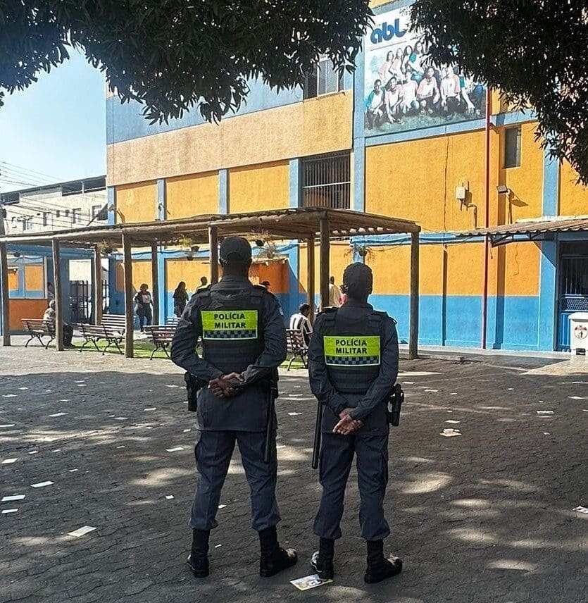 policia-escola-enem-e1730479029217