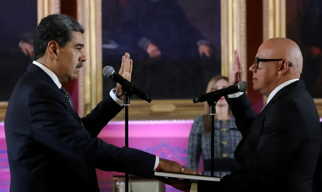 posse_nicolas_maduro_01