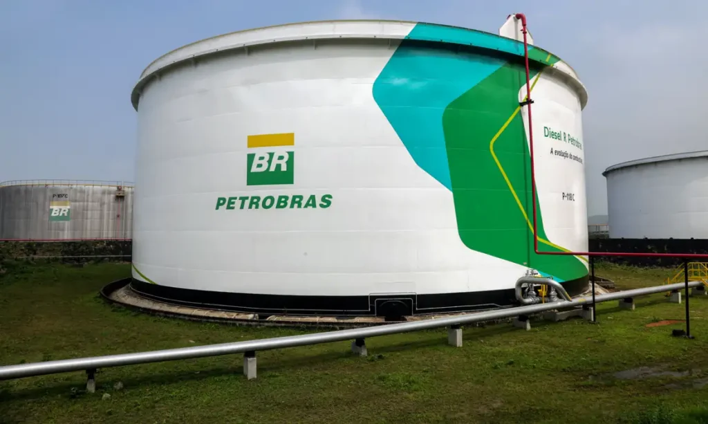tanque_de_diesel_r5_na_rpbc_-_foto_wilson_melo_agencia_petrobras