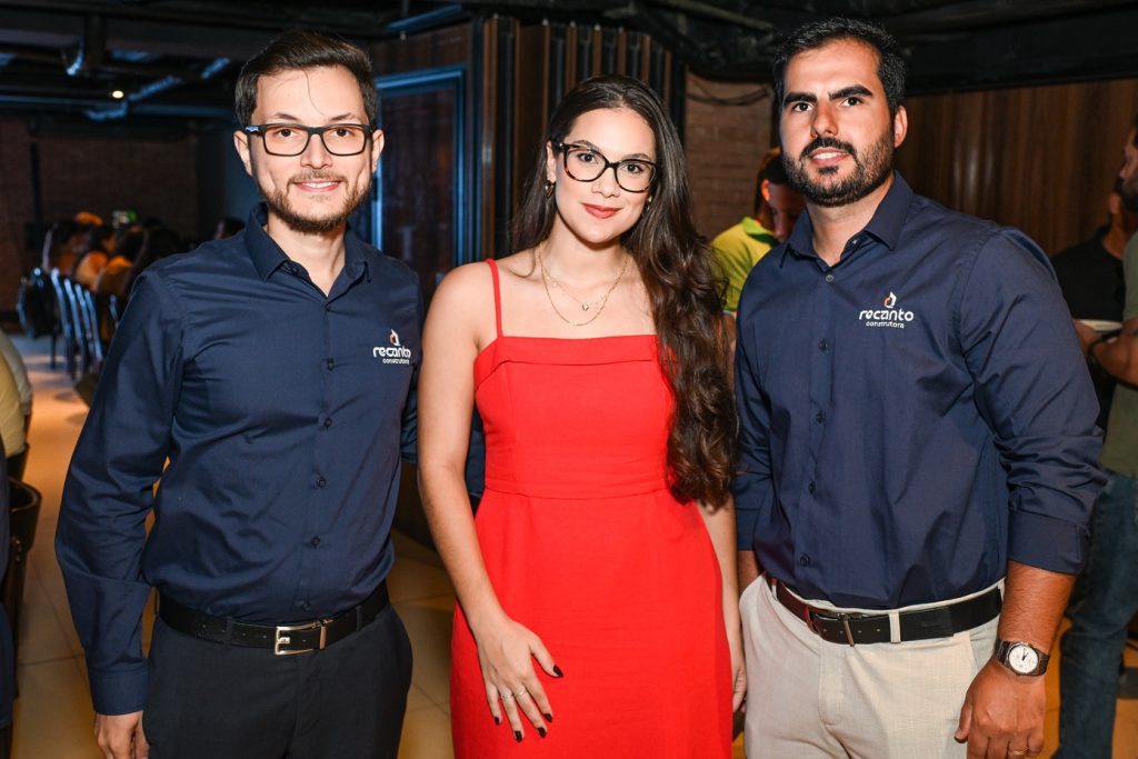 10 - Pedro Bolsanello Débora Anne Caetano Fernando Barcelos (1)