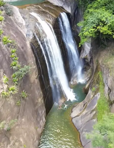 Cachoeira Moxafongo, em Santa Leopoldina