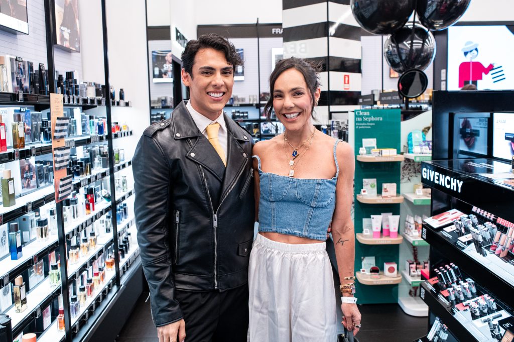 Fila quilométrica e frisson na chegada da Sephora ao ES