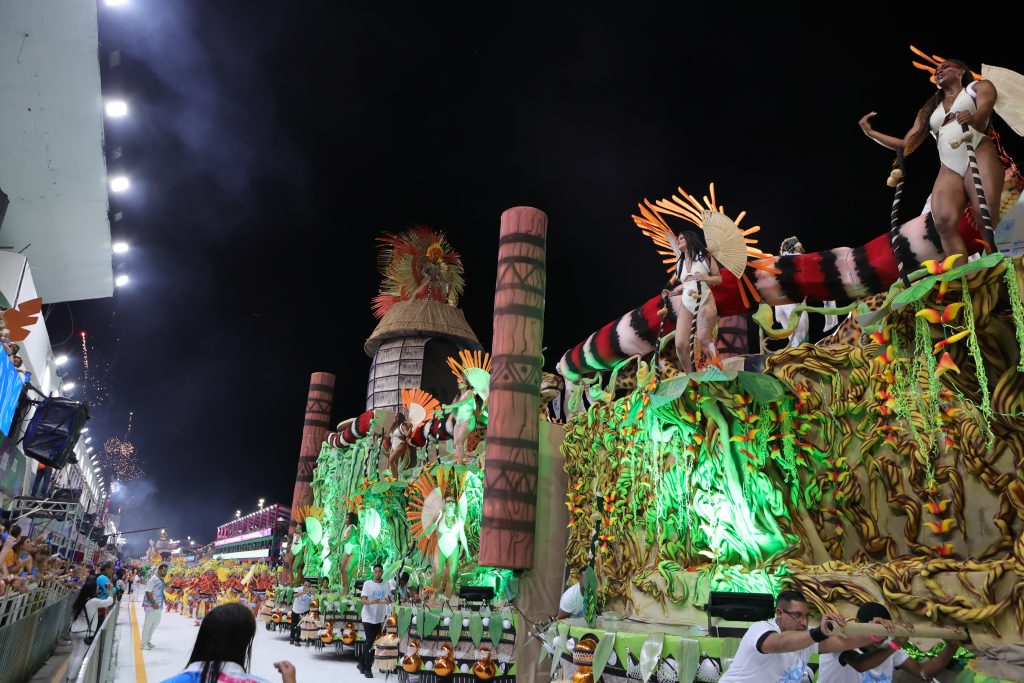 Desfile Novo Império - Carnaval de Vitória 2026 - Foto Kias Ramos (24)