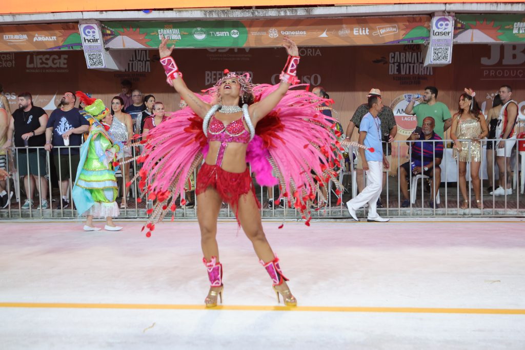 Desfile Rosas de Ouro - Carnaval de Vitória 2026 - Foto Kias Ramos (24)