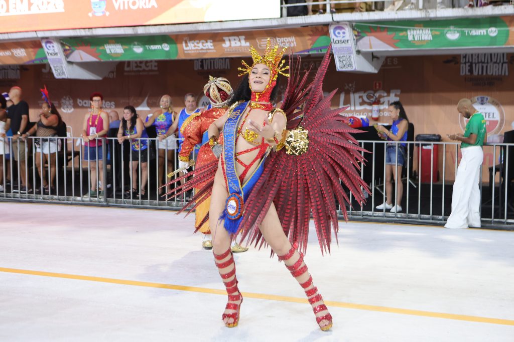 Desfile Rosas de Ouro - Carnaval de Vitória 2026 - Foto Kias Ramos (3)