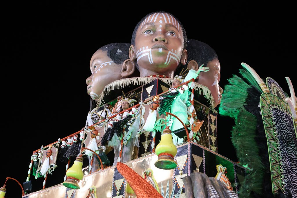 Desfile Rosas de Ouro - Carnaval de Vitória 2026 - Foto Kias Ramos (44)