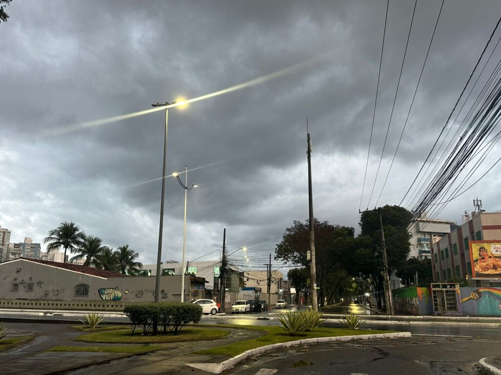 Frente-fria-ceu-nublado-Jardim-da-Penha-Vitoria-2
