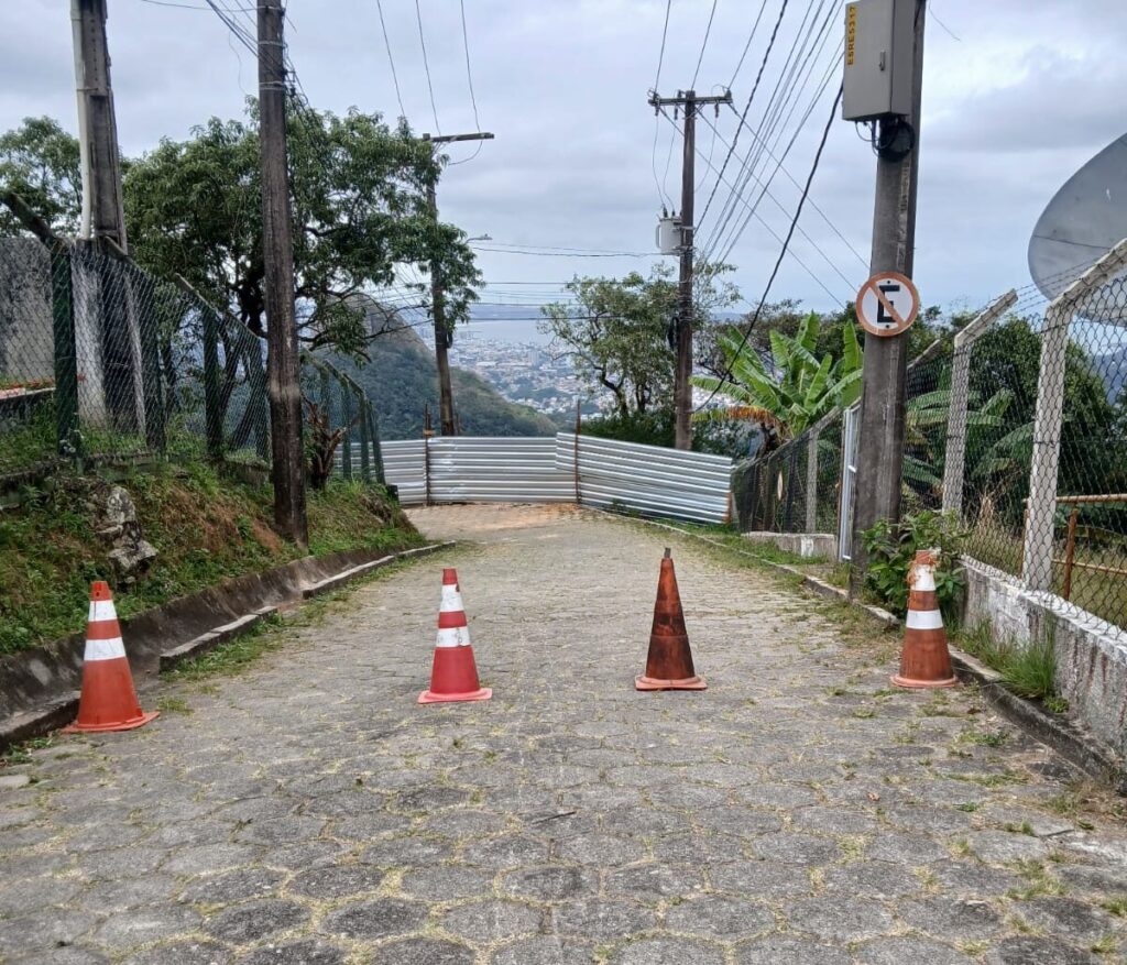Interditado para obras, Mirante da Cidade, no Parque da Fonte Grande, passa por reformas estruturais e paisagísticas após danos causados pela chuva