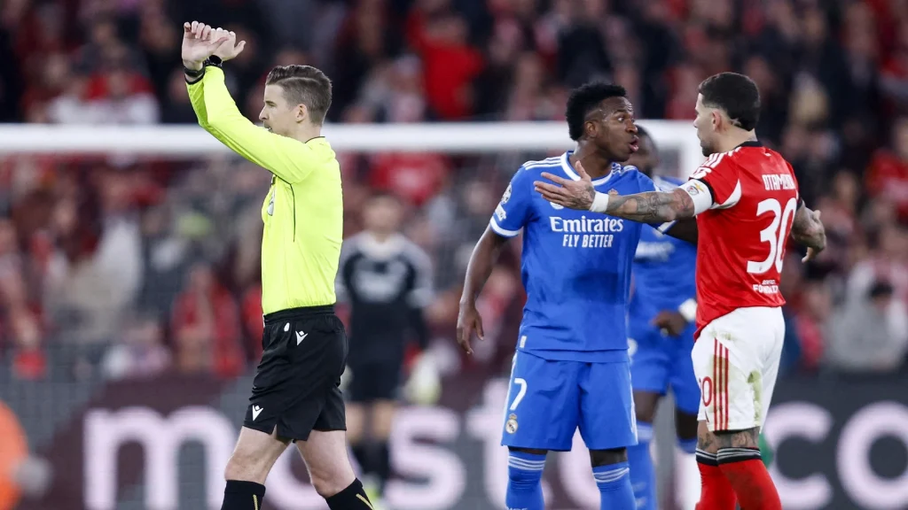 Protocolo Racismo Real Madrid x Benfica