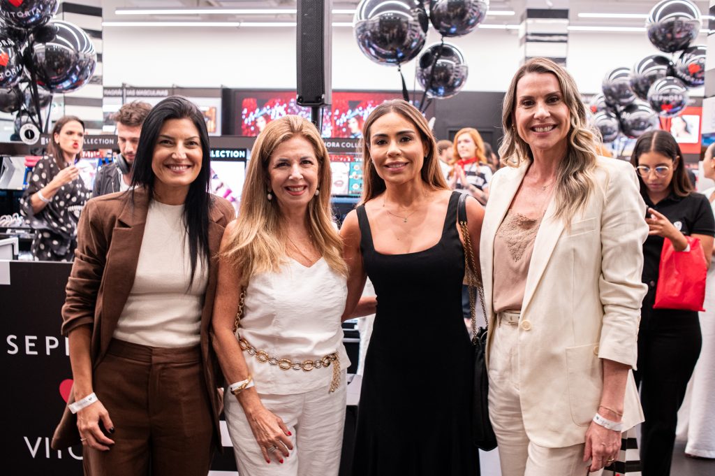 Raquel Nenes , Claudia Louzada, Mary Agrela, gerente de Expnsão da Sephora.jpg