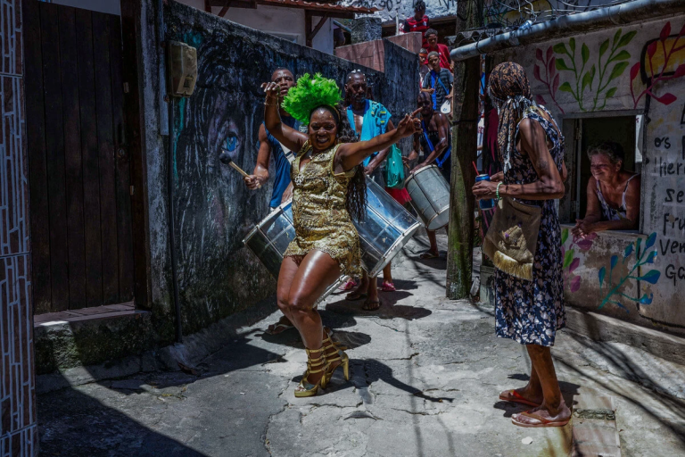 O carnaval não existe sem favela. Foto: Reprodução/Agência Pública