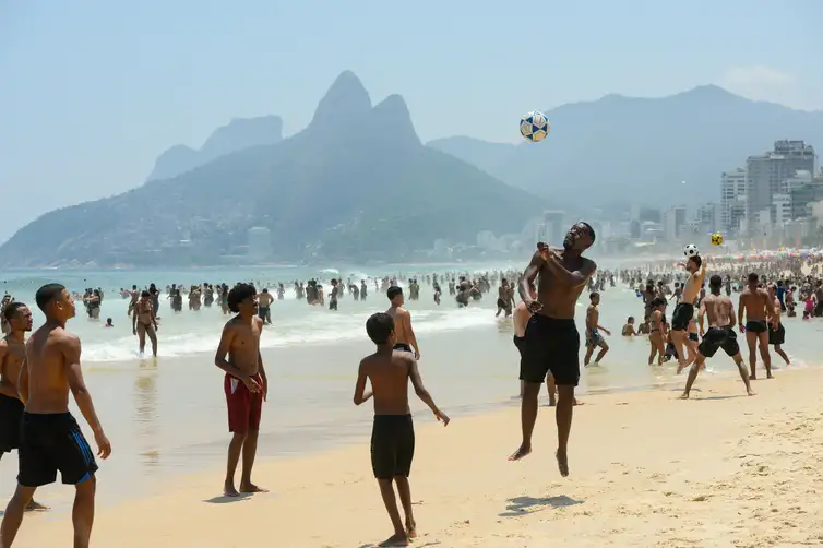 O percentual de viagens para lazer passou de 33% em 2020, para 38,7% no ano passado. Foto: Agência Brasil