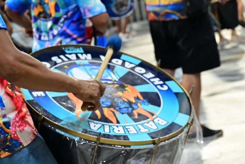 samba-enredo, carnaval, bateria
