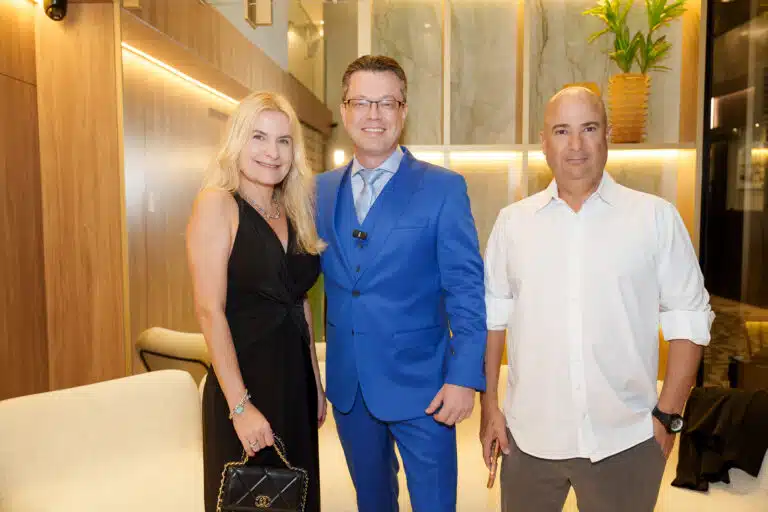 Daniela Andrade, Paulo Mansur e Maxwell Lage