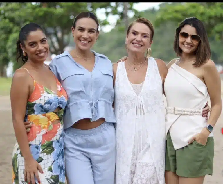 Gabi Martins, Carol Monteiro, Cris e Vanessa Calmon