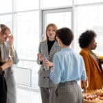 Evento em Vila Velha debate marca pessoal e liderança feminina