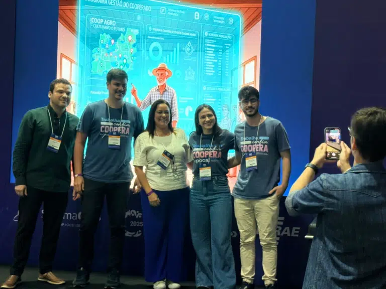 Equipe formada por profissionais da OCB-ES vence prêmio nacional de inovação