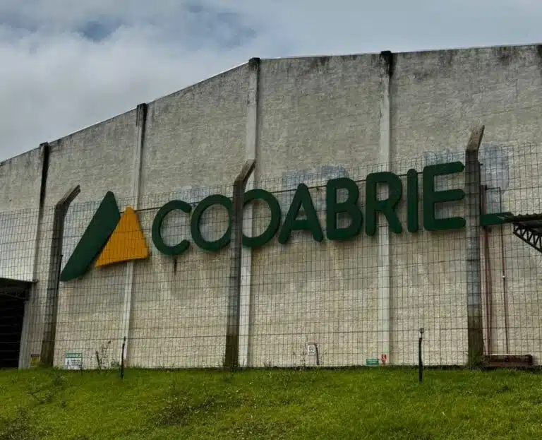 Cooabriel ultrapassa R$ 3 bilhões e tem faturamento recorde em 2025