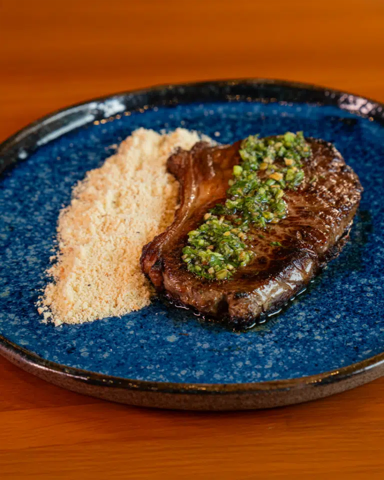 Don T-Bone |
Chorizo com farofa e chimichurri @dontbone_