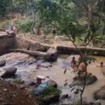 Piscinão de Cariacica: lixo revolta moradores em vídeo nas redes sociais