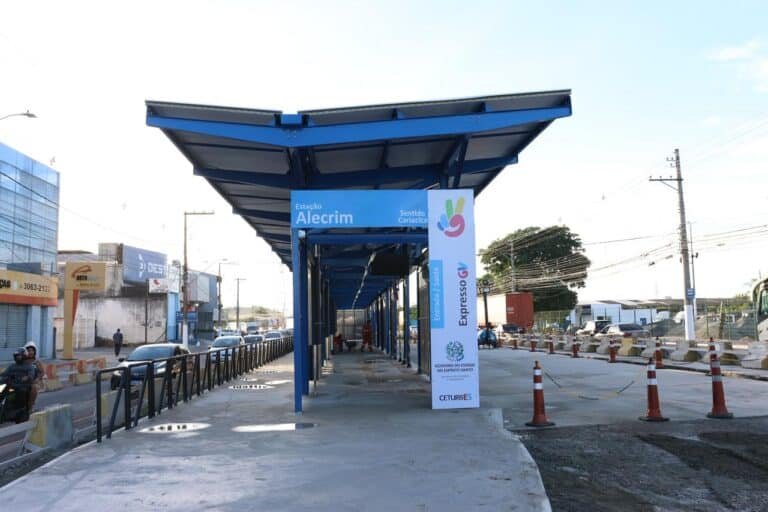 BRT na Avenida Carlos Lindenberg, em Vila Velha