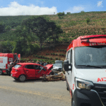 Acidente na BR-262 deixa cinco feridos e mobiliza helicóptero