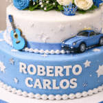 Bolo de 30 quilos para comemorar aniversário de Roberto Carlos no ES