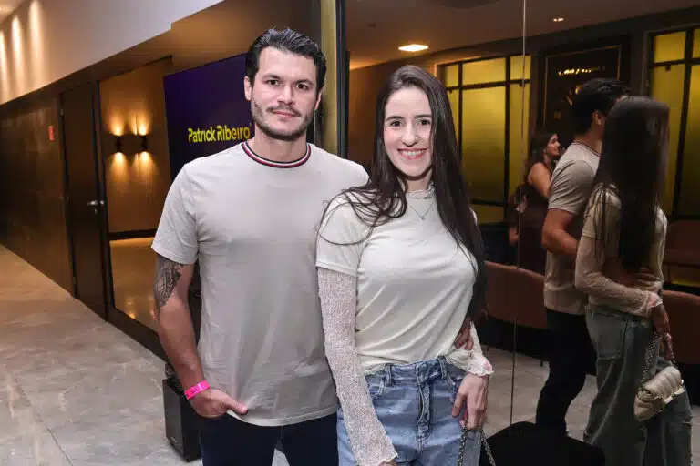 Renan Pperrone, Bruna Alvarenga