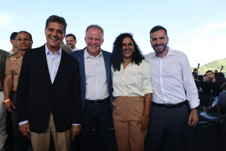 Ricardo Ferraço, Renato Casagrande, Jacqueline Moraes e Givaldo Vieira.