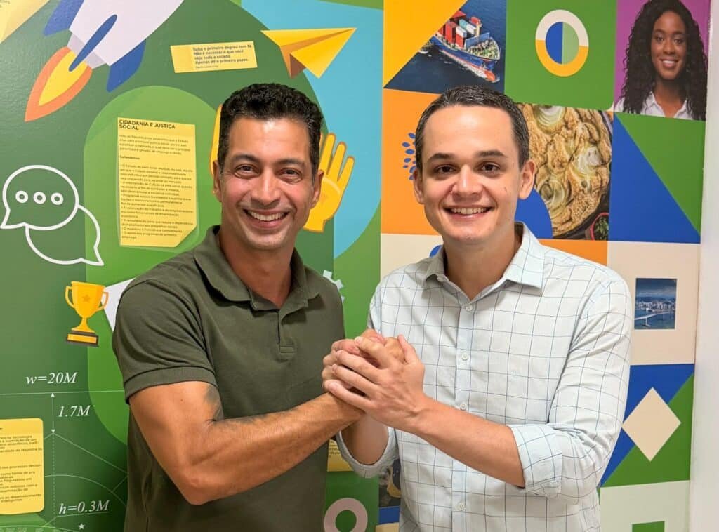 Tenente Assis com Lorenzo Pazolini. Crédito: Divulgação