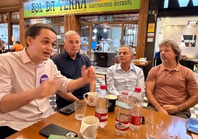 Da esquerda para a direita: Pazolini, Guerino Zanon, Manato e Aridelmo Teixeira