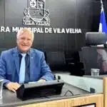 Vereador de Vila Velha relembra infância ao lado de Roberto Carlos