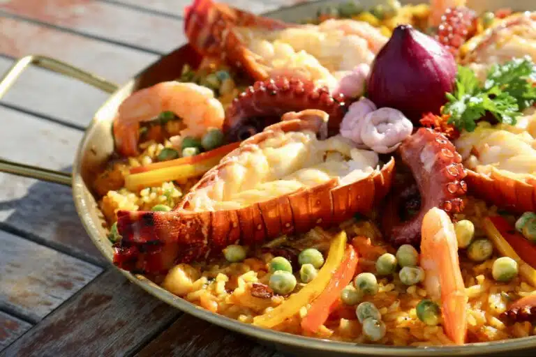 Catuá Restaurante - Paella Lagosteia__Crédito Thatiane Almeida (2).jpg