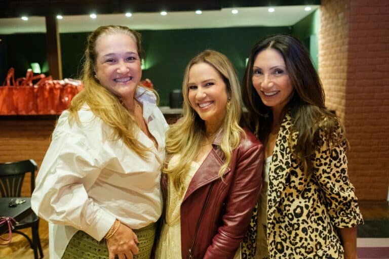 Conexões Femininas-343