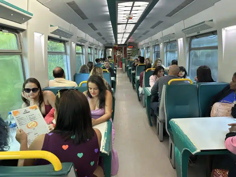 Trem volta em julho com viagens noturnas de Vitória a MG