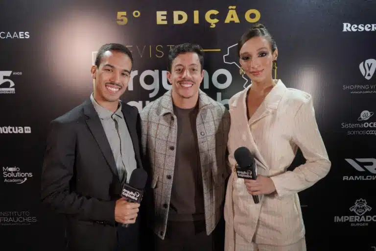 O Jornalista Patrick Lóss e a apresentadora Nicole Guedes com Renato Albani