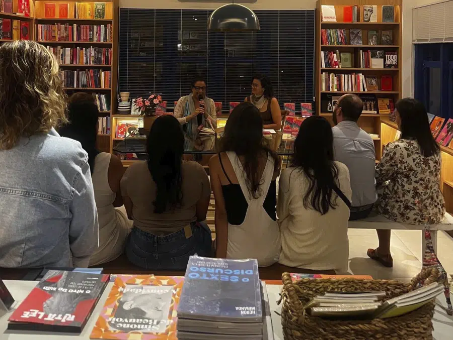Lúcia Livraria em Iriri