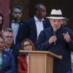 Lula no ES: “Nunca fomos atrás de Lei Daniel Vorcaro para financiar artista”