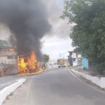 Ônibus é incendiado após confronto armado em Vila Velha