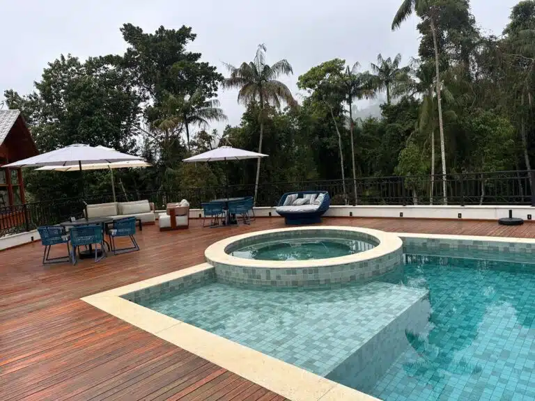 Piscina da Estância Vollmond em Santa Maria de Jetibá