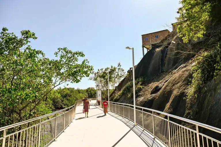 Vitória de Frente Para o Mar - Trecho da orla de São Pedro, em Vitória