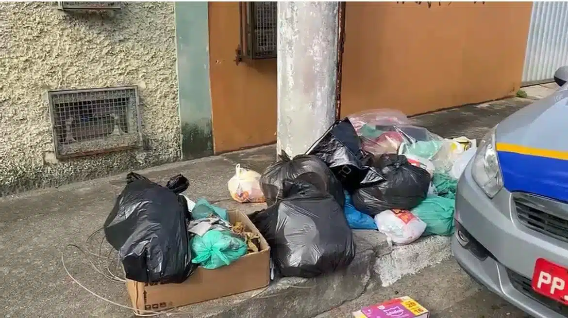 Paralisação da coleta de lixo gera alerta para síndicos e moradores