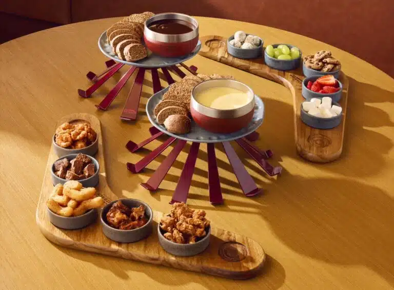 Outback entra no clima do frio e traz fondue de volta ao menu