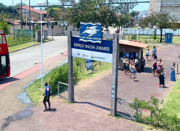 Espaço Baleia Jubarte, na Praça do Papa. Foto: Instagram @baleiajubarte