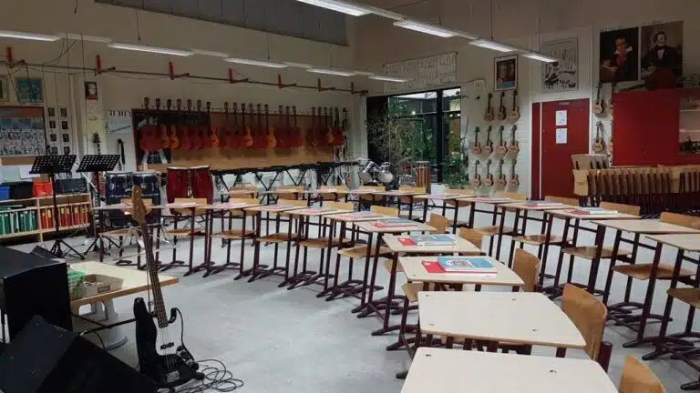 Educação Sim 01