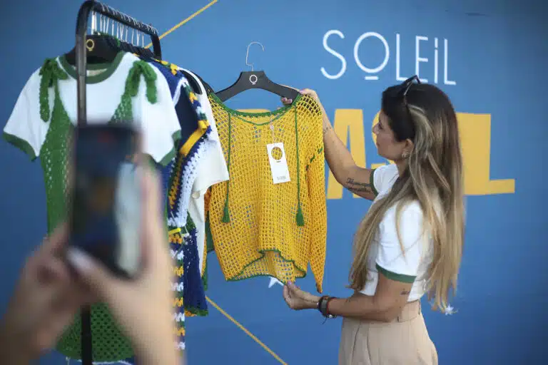 Coleção cápsula Soleil Brasil
