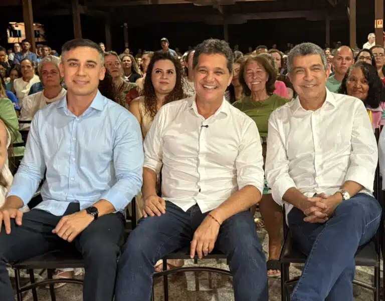 Weverson Meireles, Ricardo Ferraço e Sérgio Vidigal. Foto: Divulgação