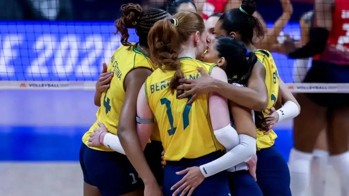 Brasil vence França e mantém liderança invicta na Liga das Nações
