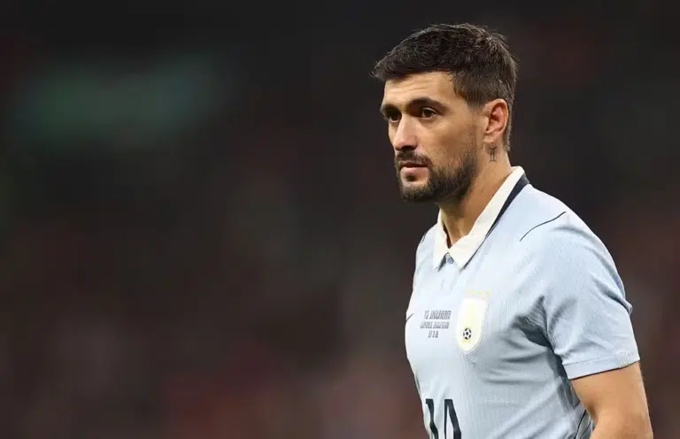 Arrascaeta tem lesão semelhante à de Neymar e pode sair da Copa