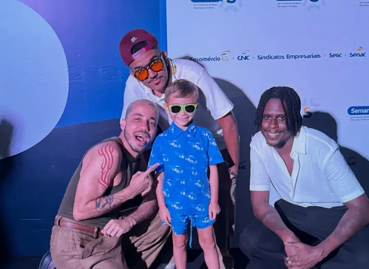 João encontrou Os Garotin em show no ES. Foto: @thuzzamachado